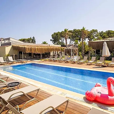 Bellezza Alacati Hotel *